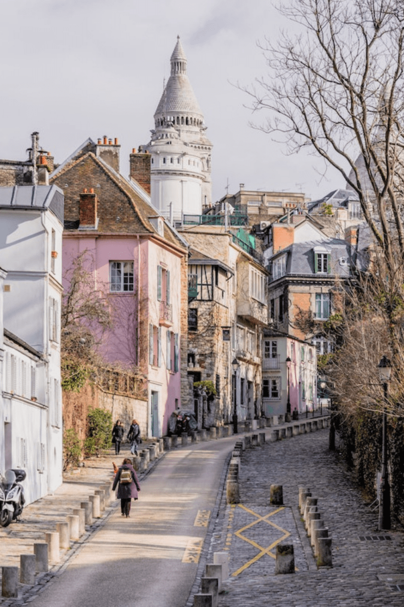 So many people have Paris as one of their tourist destination bucket list items. Here are 5 Parisian neighborhoods in Paris to visit.