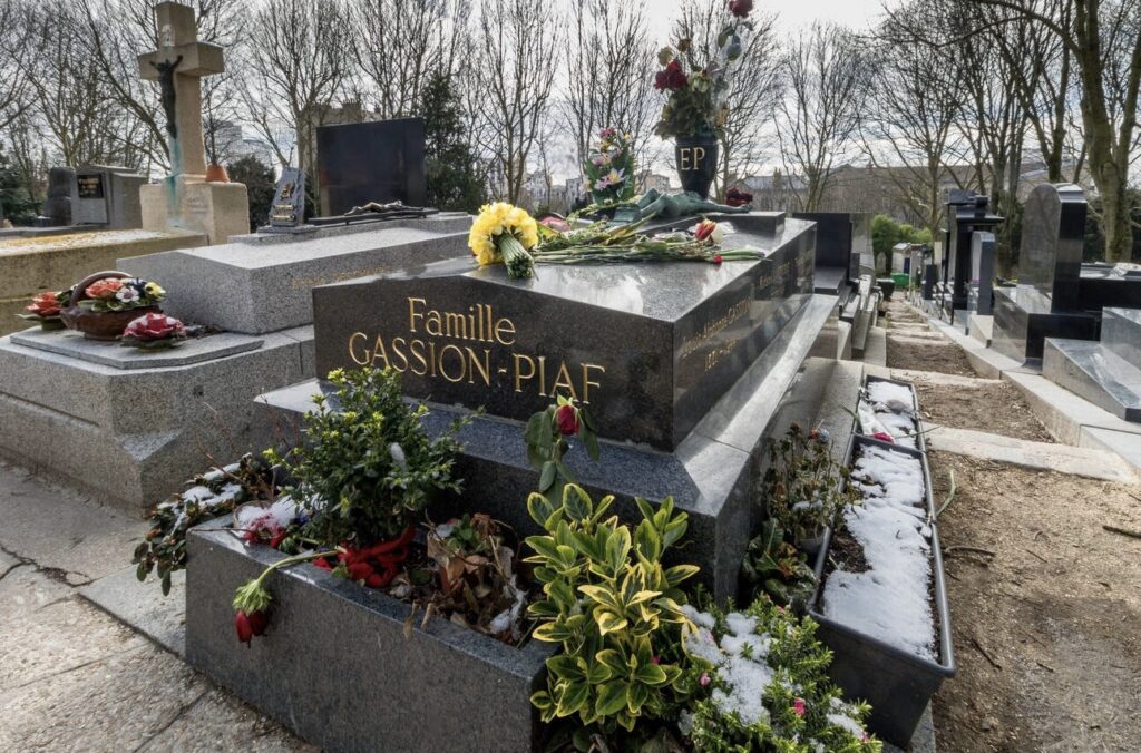 Père Lachaise Famous Graves, Édith Piaf