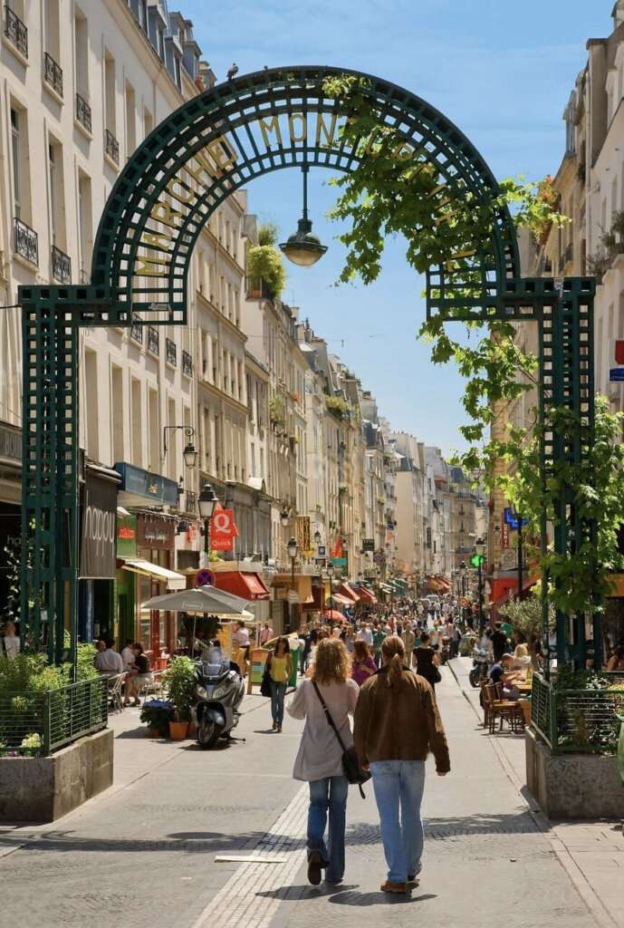 rue Montorgueil-prettiest streets in Paris