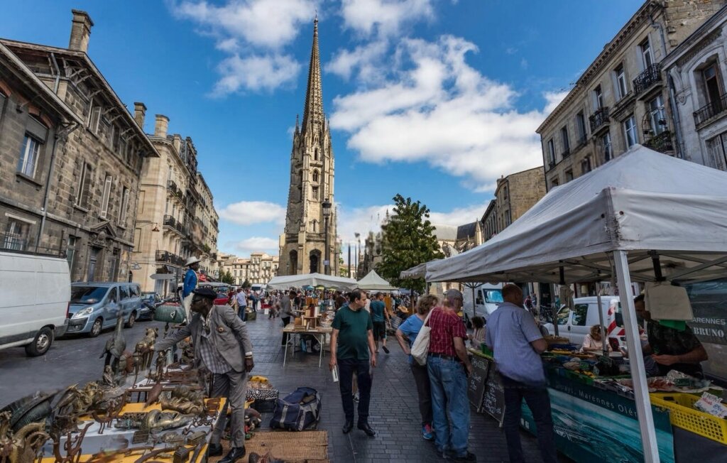 Bordeaux in the winter, brocante