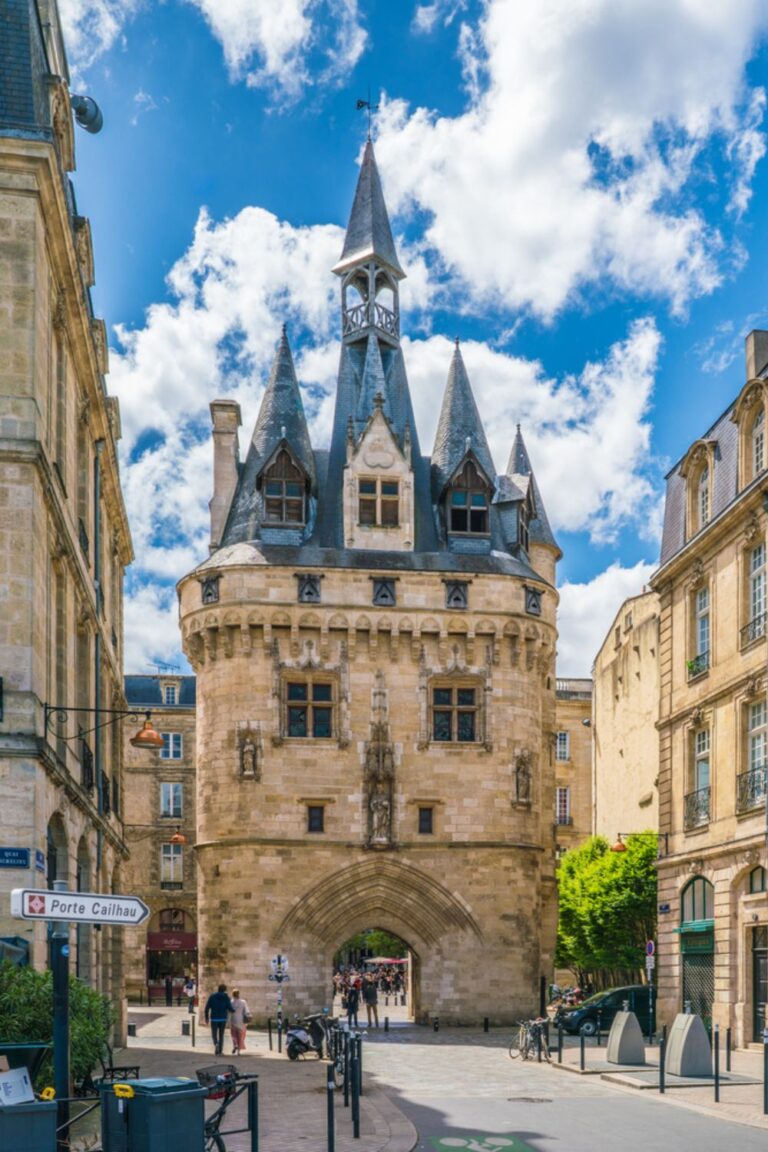 Exploring the Top 23 Things to Do in Bordeaux France