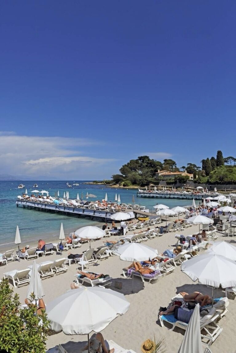The 7 Best Beach Clubs in Antibes in 2024