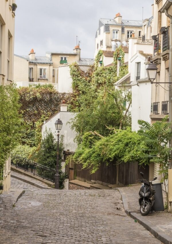 Exploring Villa Léandre: A Hidden Gem in Montmartre, Paris