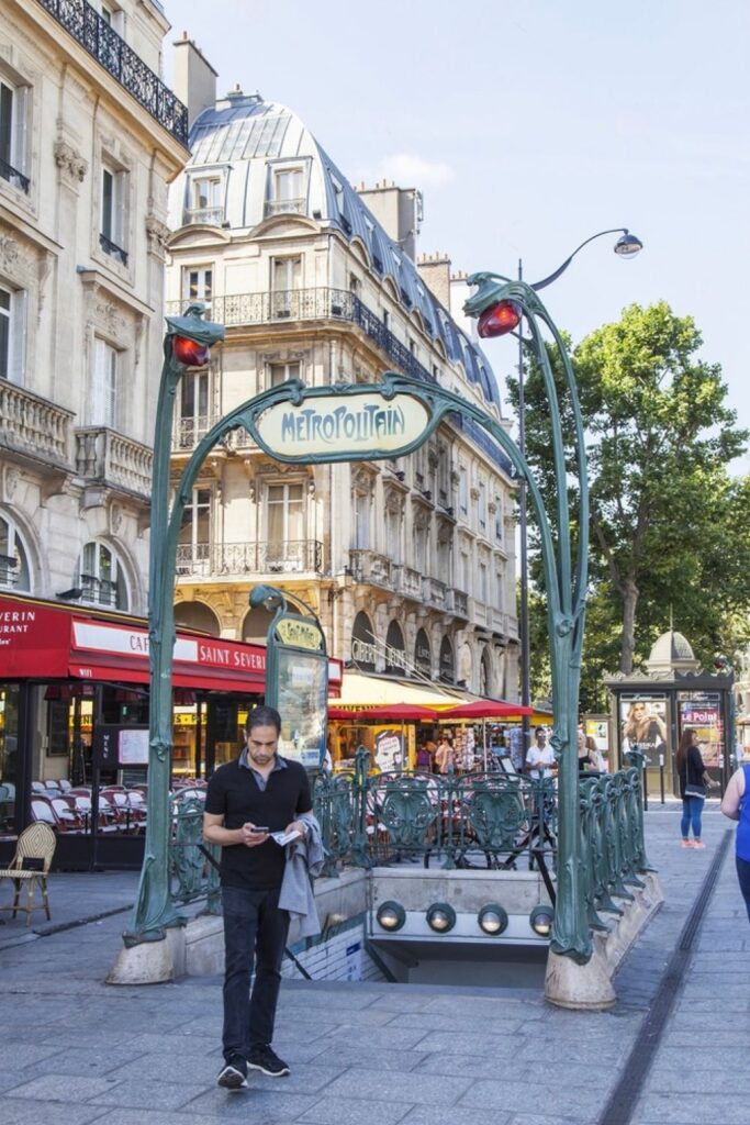 how to use the paris metro