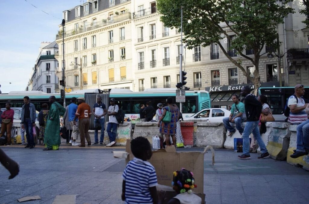 dangerous neighborhoods in paris